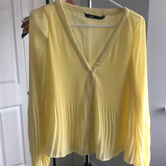 Zara lemon yellow top, size US Medium - Picture 2 of 5